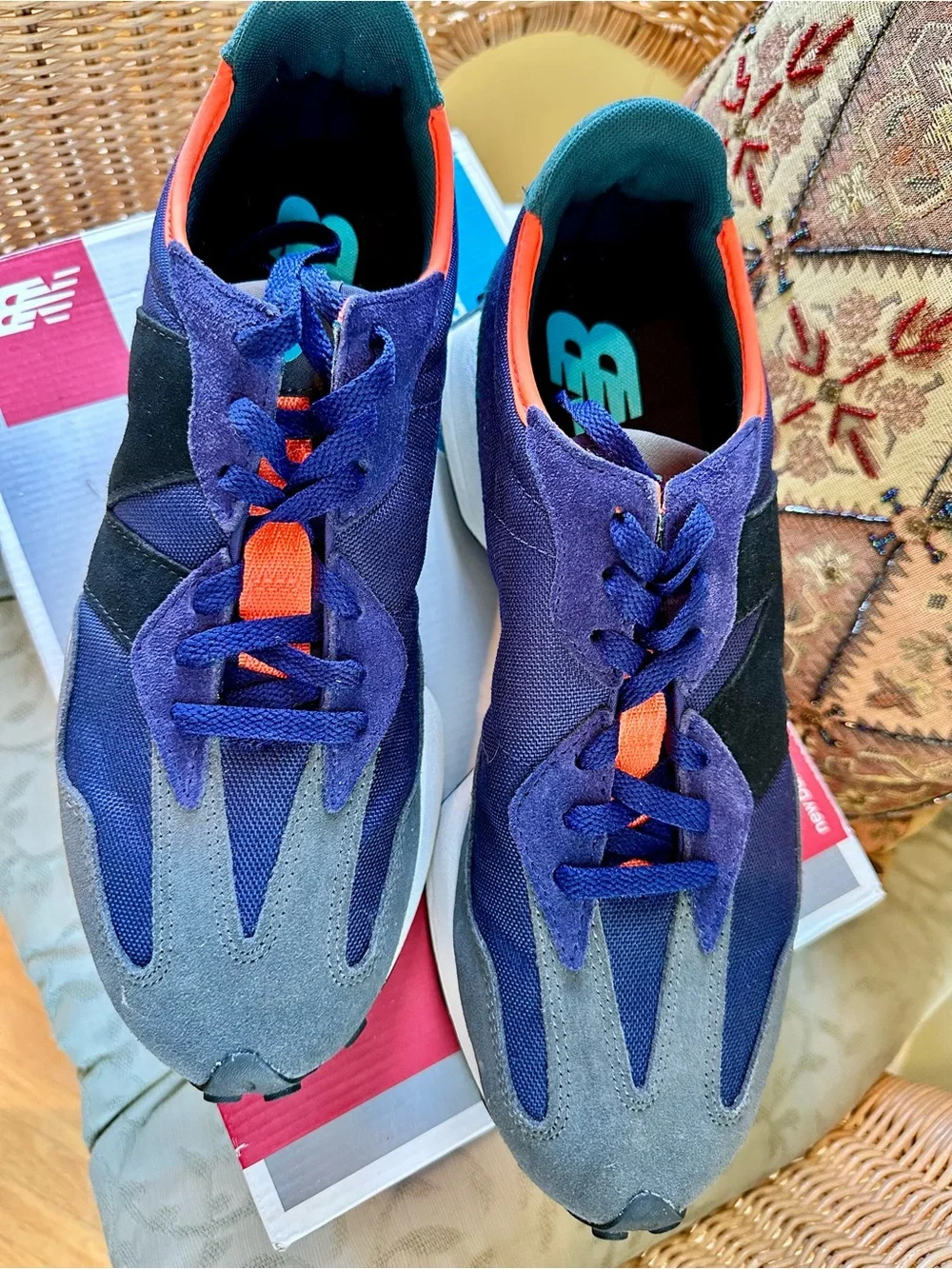 Mens New Balance Moyen Sneaker